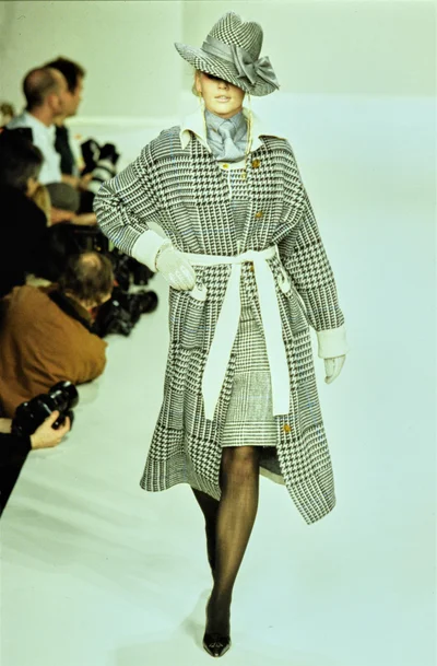 Look 30
